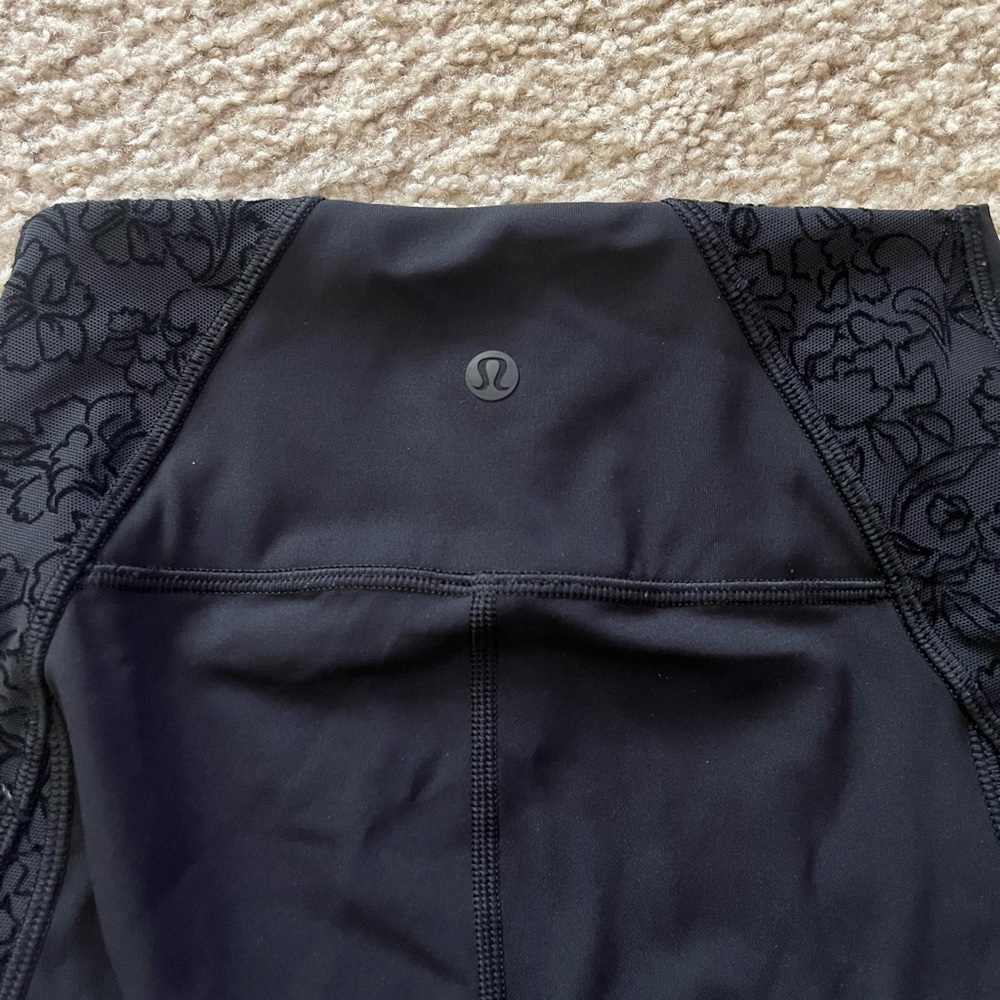 Lululemon lace leggings